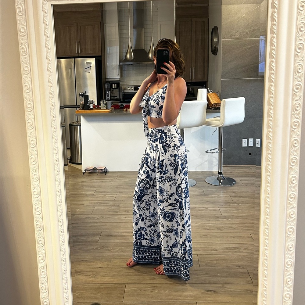 Matching set - Picture 2 of 4